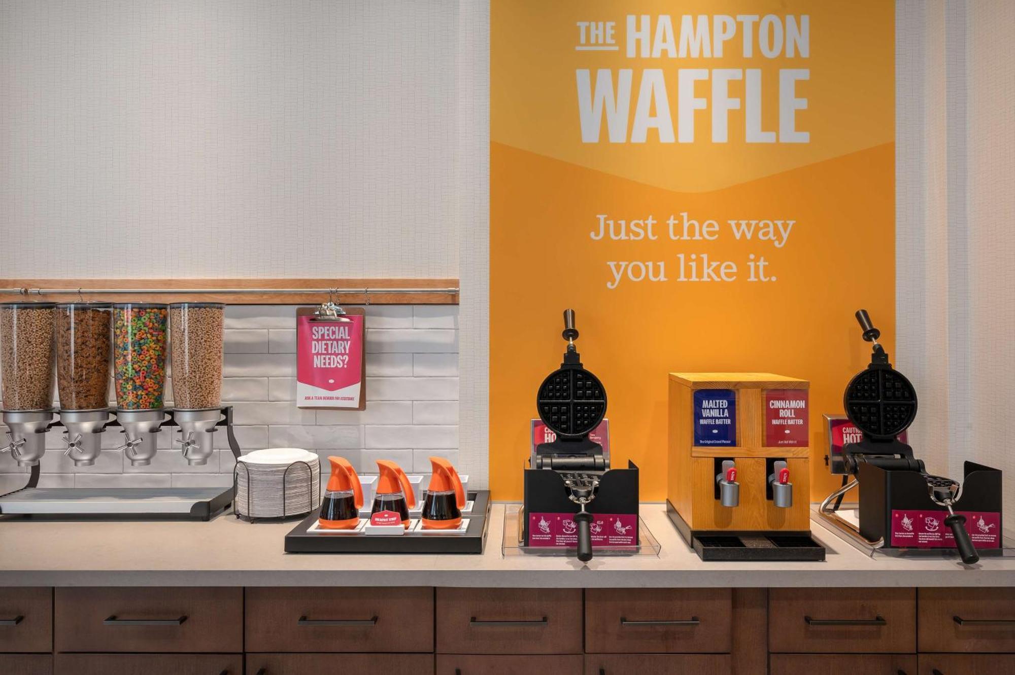 Hampton Inn & Suites By Hilton Pittsboro المظهر الخارجي الصورة